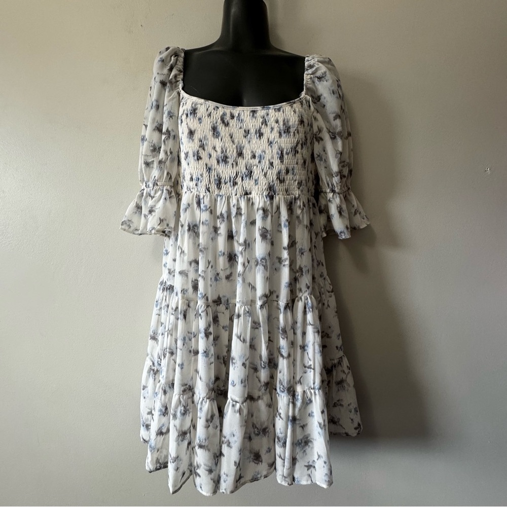 Big Hit Fashion Chic Floral Smocked Mini Dress Medium